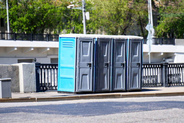 Portable bathroom rental in Miami Lakes, FL